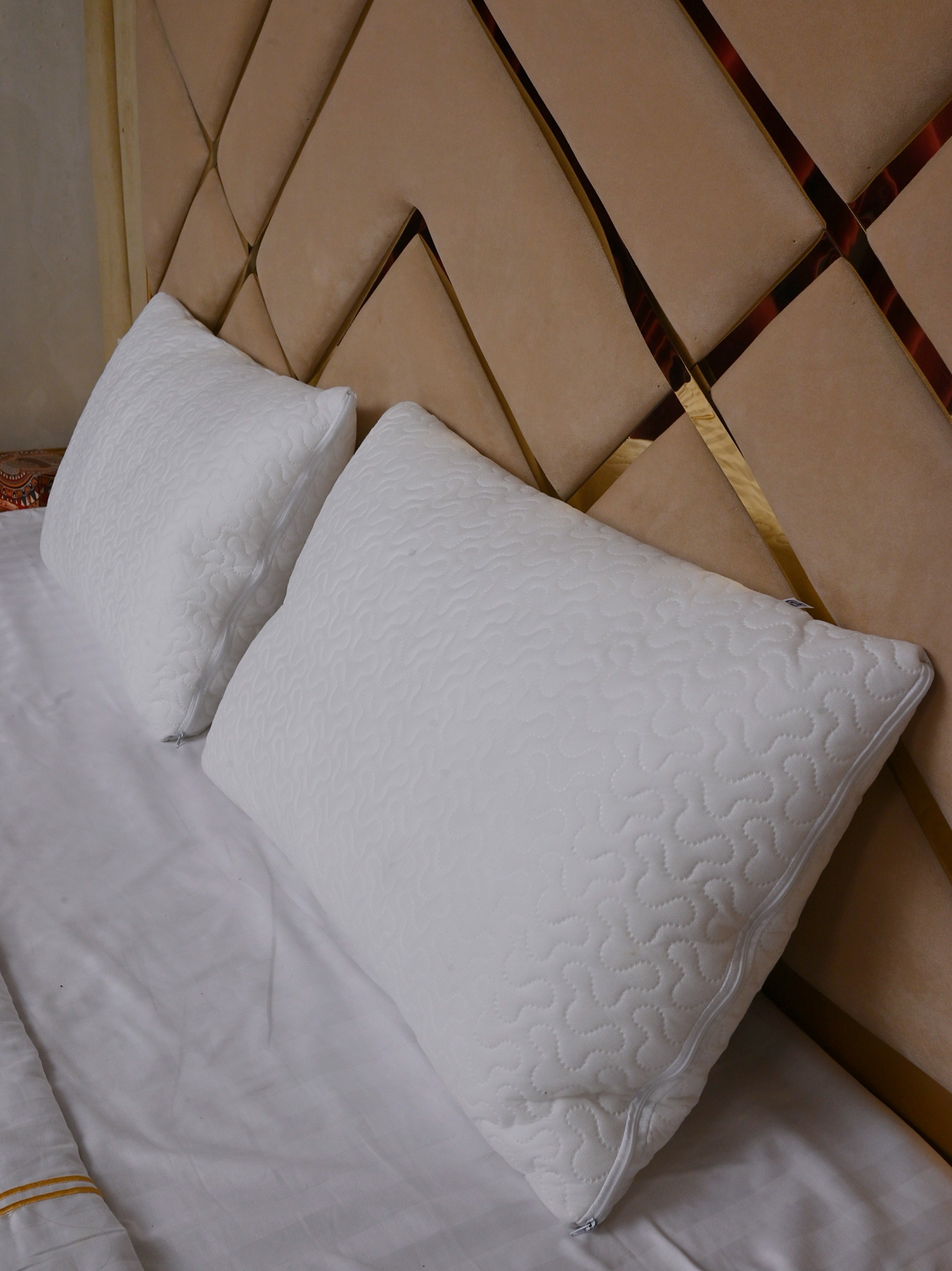 Medicated Pillow for Neck Pain (Silconized Fiber Filling)