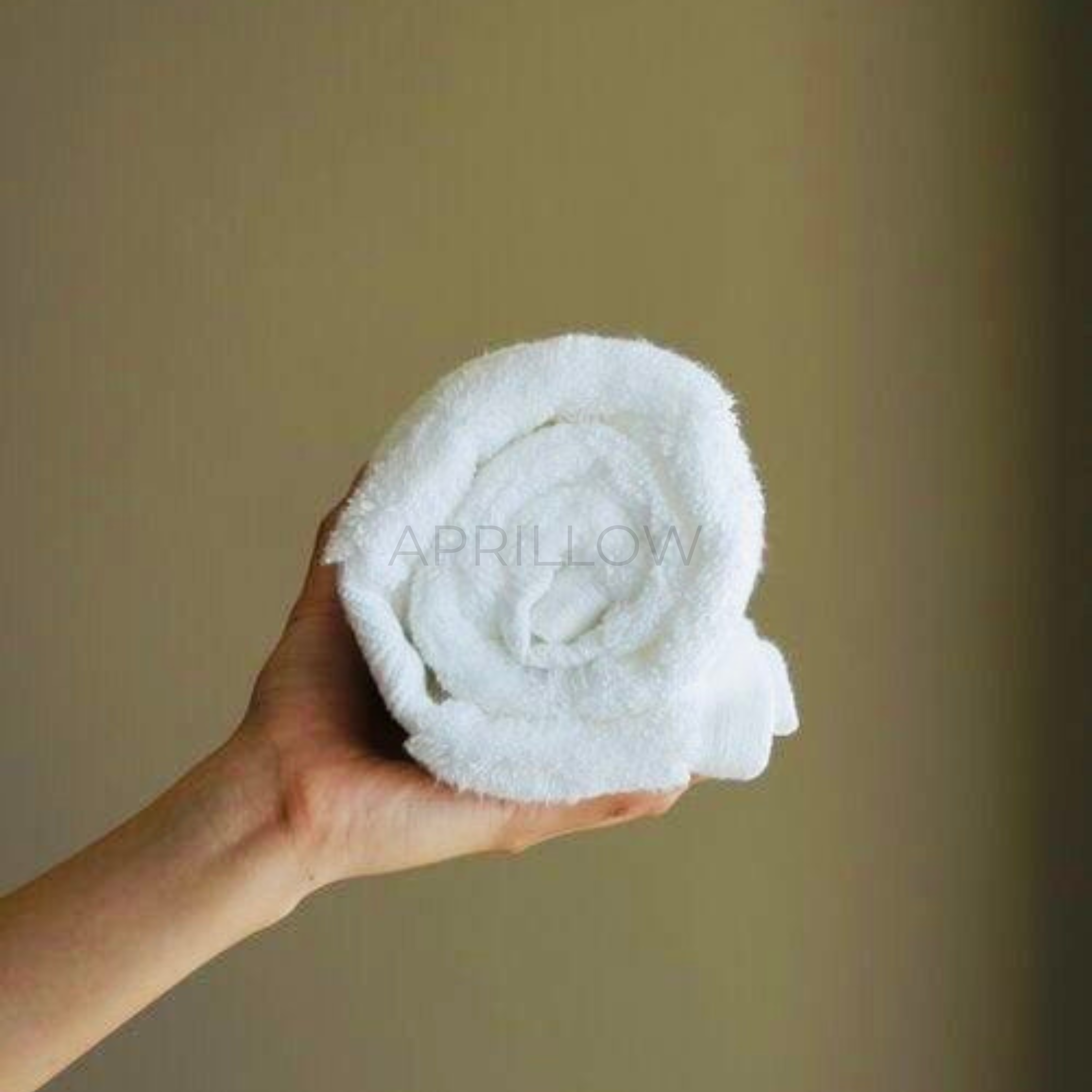 Premium Hot towel (8x8)